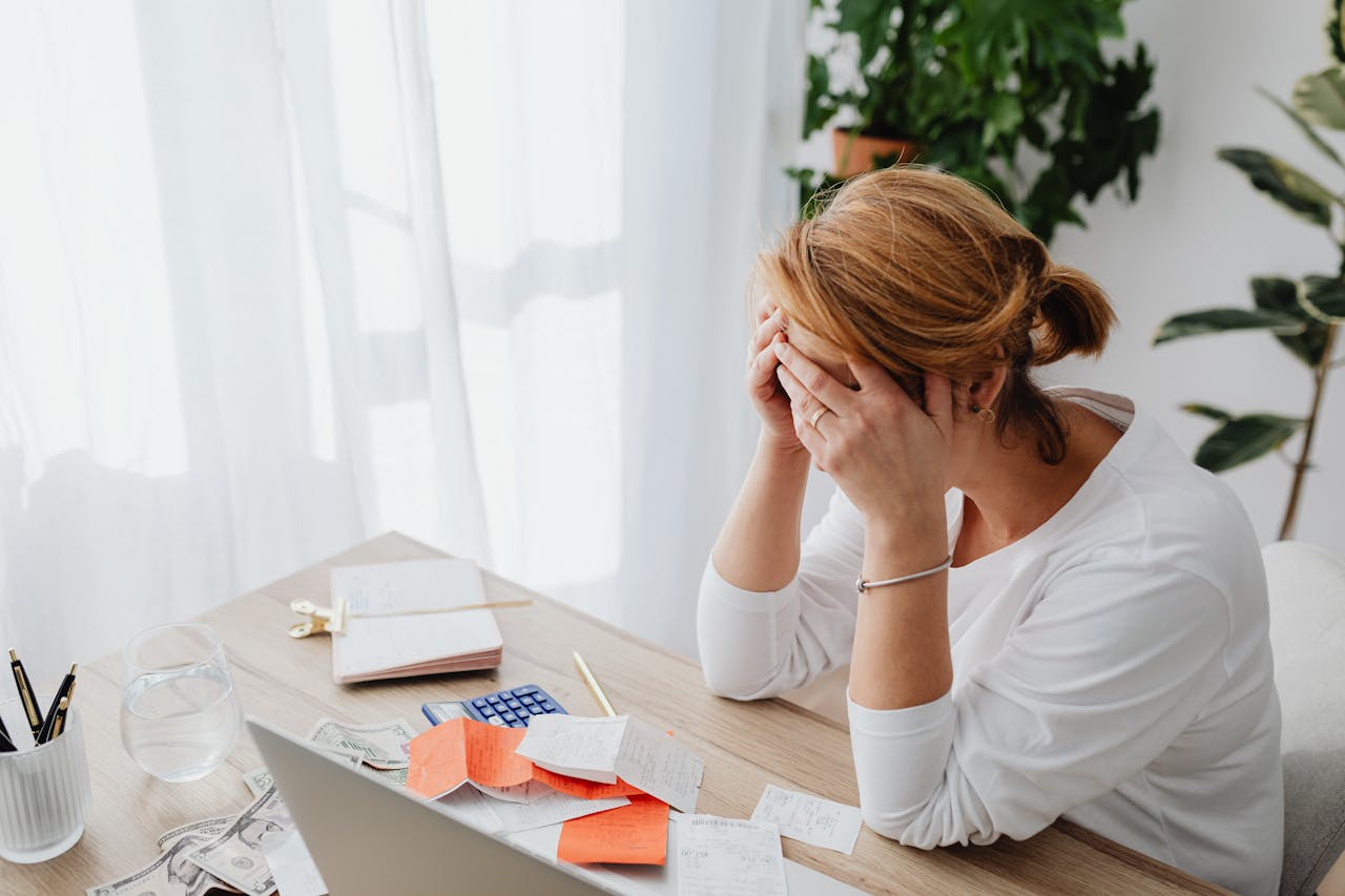 Vrouw met schulden